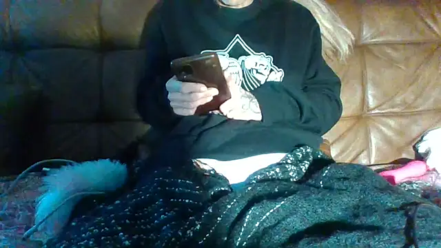 Snapshot of Strip-Nomy chatting on 02/27/25, 03:14 Strip-Nomy online show from 02/27/25, 03:14