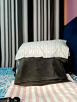 luxusroyce online show from 11/06/25, 02:23