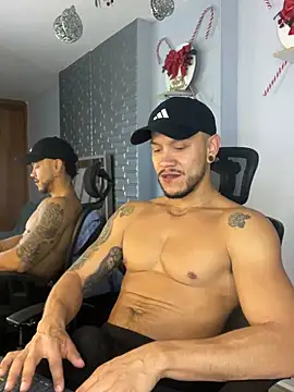 ARON TAYLER01 online show from 12/21/24, 12:27