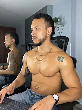 ARON TAYLER01 online show from 02/11/25, 12:48