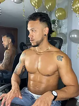 ARON TAYLER01 online show from 03/02/25, 12:43