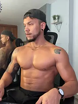 ARON TAYLER01 online show from 03/12/25, 04:35