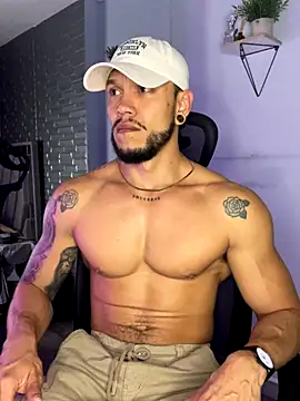 ARON TAYLER01 online show from 10/26/25, 10:21