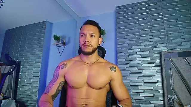 ARON TAYLER01 online show from 02/06/26, 10:29