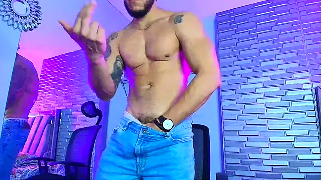 ARON TAYLER01 online show from 03/01/26, 10:06