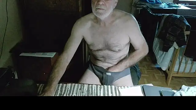 Snapshot of terrybare chatting on 11/02/25, 03:14 terrybare online show from 11/02/25, 03:14