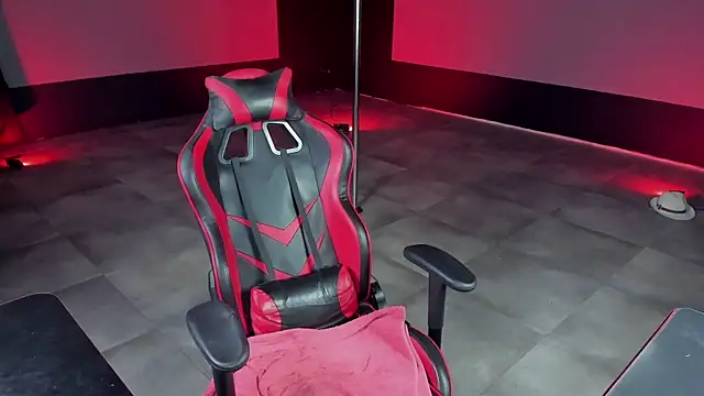 dirty-boss online show from 02/14/25, 04:37