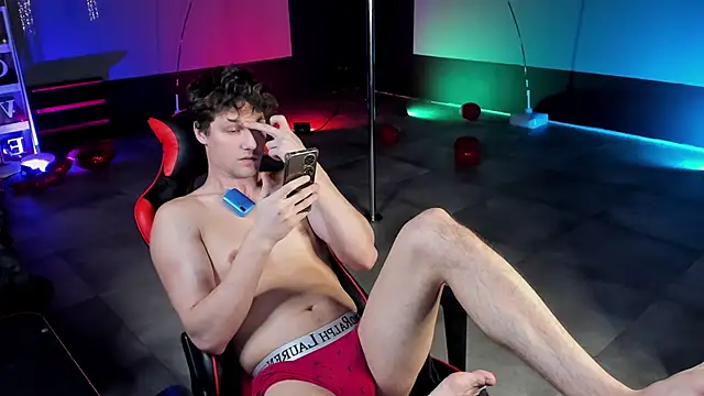 Snapshot of dirty-boss chatting on 03/12/26, 03:45 dirty-boss online show from 03/12/26, 03:45