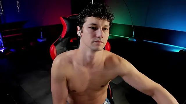 Snapshot of dirty-boss chatting on 03/18/26, 04:59 dirty-boss online show from 03/18/26, 04:59