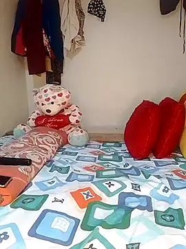 Snapshot of NicRaisaa chatting on 03/11/25, 05:05 NicRaisaa online show from 03/11/25, 05:05