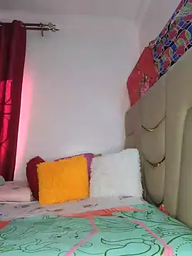 Snapshot of NicRaisaa chatting on 02/05/26, 05:23 NicRaisaa online show from 02/05/26, 05:23