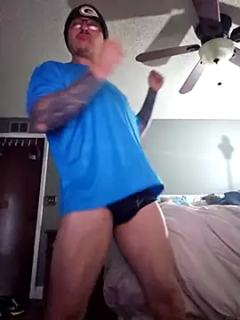 MrBiggBallz online show from 12/17/25, 01:17