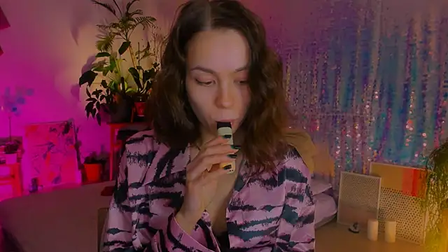 poli   online show from 01/07/25, 09:14