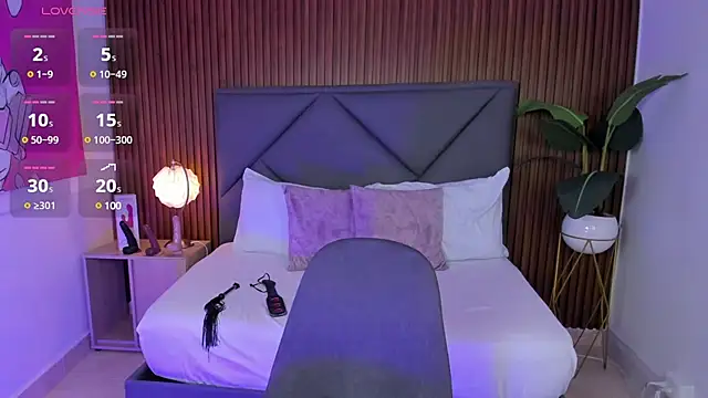 valeria acosta  online show from 03/14/25, 03:25