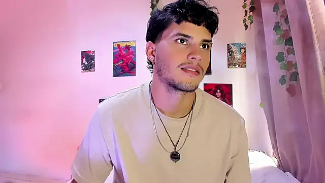 Snapshot of Nekoboy01 chatting on 12/27/24, 06:53 Nekoboy01 online show from 12/27/24, 06:53