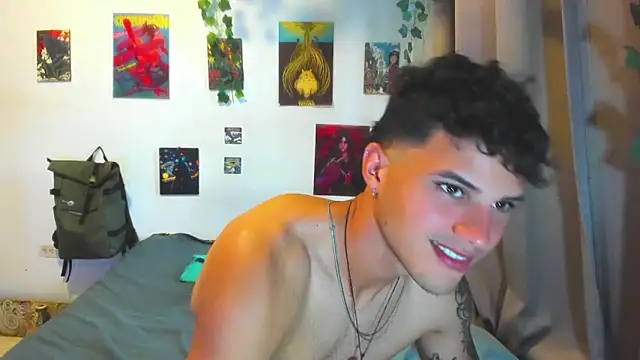 Snapshot of Nekoboy01 chatting on 09/30/25, 09:42 Nekoboy01 online show from 09/30/25, 09:42