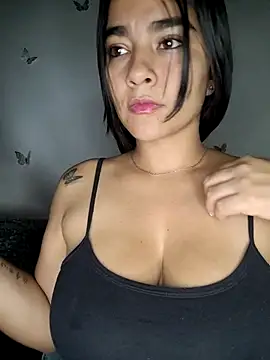 Snapshot of alison_villalobo chatting on 10/12/25, 09:03 alison villalobo online show from 10/12/25, 09:03