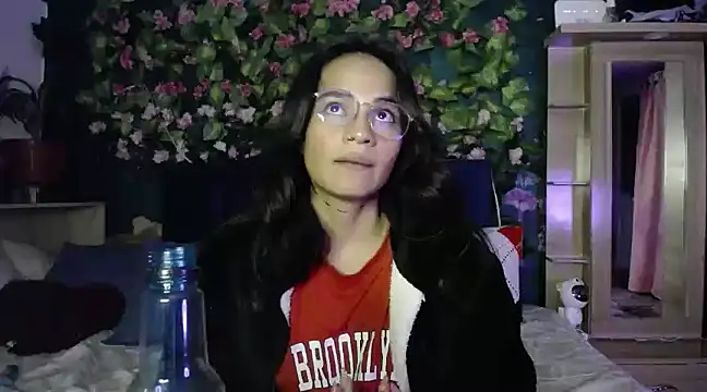 Snapshot of Samara_Beltran chatting on 02/01/25, 06:21 Samara Beltran online show from 02/01/25, 06:21