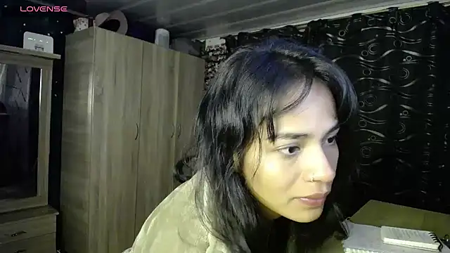 Snapshot of Samara_Beltran chatting on 02/14/25, 10:49 Samara Beltran online show from 02/14/25, 10:49