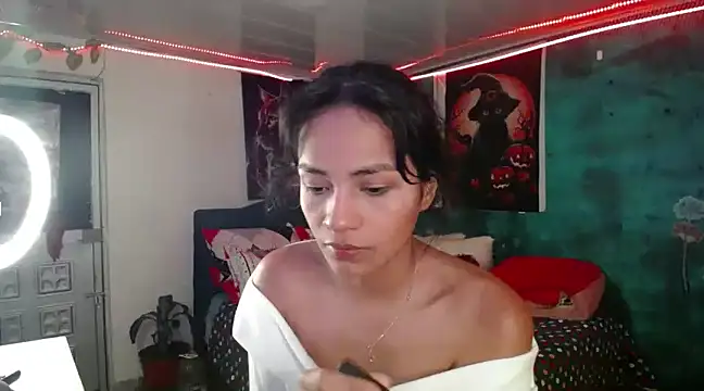 Snapshot of Samara_Beltran chatting on 03/21/25, 03:01 Samara Beltran online show from 03/21/25, 03:01