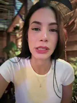 Snapshot of Im_Valentina chatting on 03/13/25, 04:27 Im Valentina online show from 03/13/25, 04:27