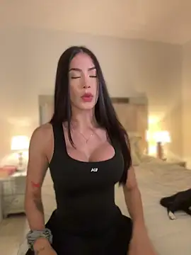 Snapshot of Im_Valentina chatting on 03/19/26, 11:42 Im Valentina online show from 03/19/26, 11:42