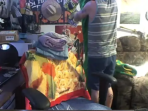 CloudDadddyyy420 online show from 10/04/25, 10:35