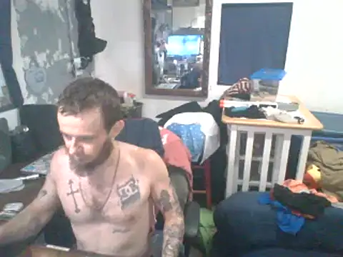Snapshot of CloudDadddyyy420 chatting on 04/25/26, 10:18 CloudDadddyyy420 online show from 04/25/26, 10:18