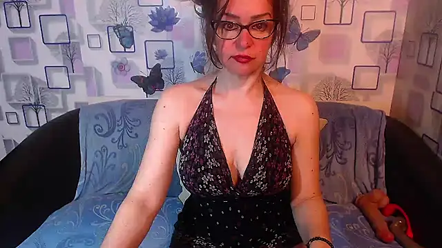 Snapshot of milfsexy chatting on 05/12/26, 07:16 milfsexy online show from 05/12/26, 07:16