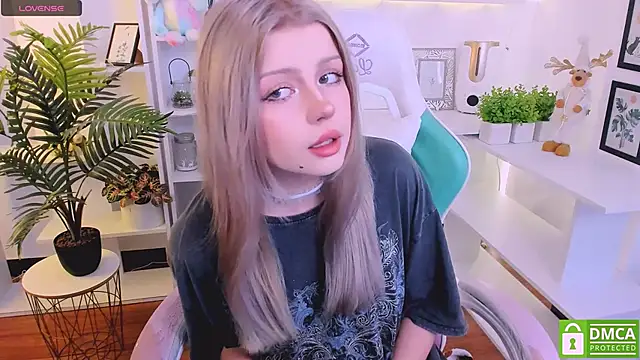 Snapshot of Grace_and__Jacob chatting on 01/09/25, 08:03 Grace and Jacob online show from 01/09/25, 08:03