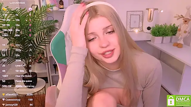 Snapshot of Grace_and__Jacob chatting on 01/19/25, 12:28 Grace and Jacob online show from 01/19/25, 12:28