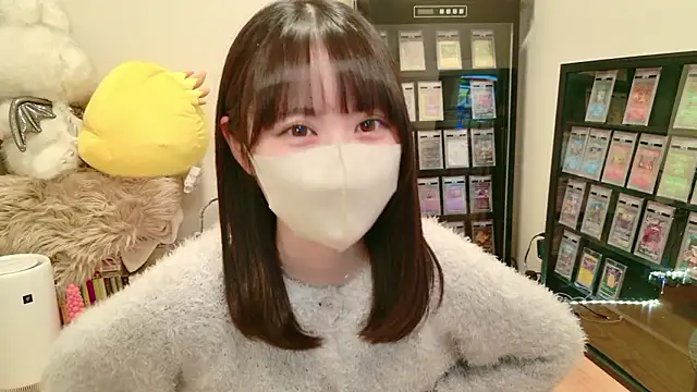 Snapshot of HIKARI_x0 chatting on 04/07/26, 02:28 HIKARI x0 online show from 04/07/26, 02:28