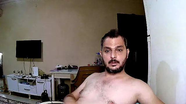 Snapshot of Coldskull69 chatting on 10/04/25, 03:32 Coldskull69 online show from 10/04/25, 03:32