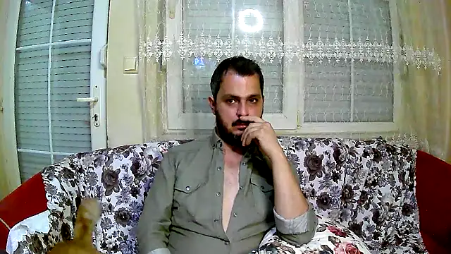 Snapshot of Coldskull69 chatting on 10/22/25, 08:19 Coldskull69 online show from 10/22/25, 08:19