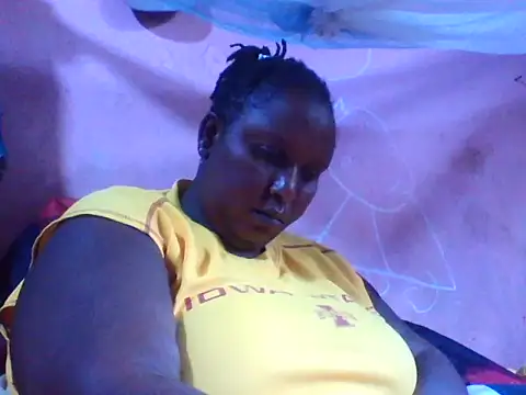 Snapshot of big_clits chatting on 04/03/26, 08:01 big clits online show from 04/03/26, 08:01