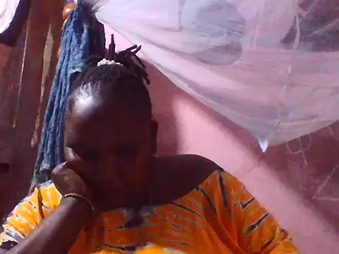 Snapshot of big_clits chatting on 04/05/26, 05:59 big clits online show from 04/05/26, 05:59