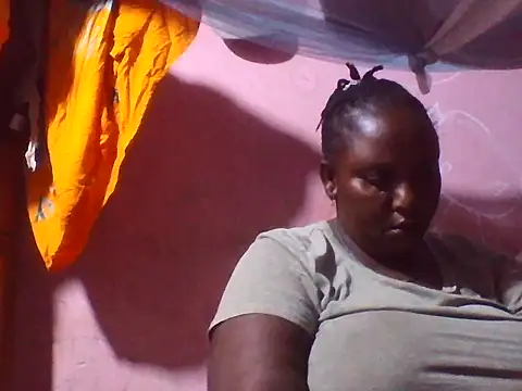 Snapshot of big_clits chatting on 04/07/26, 09:37 big clits online show from 04/07/26, 09:37