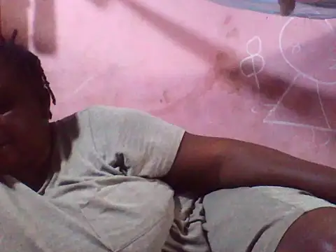 Snapshot of big_clits chatting on 04/16/26, 02:29 big clits online show from 04/16/26, 02:29