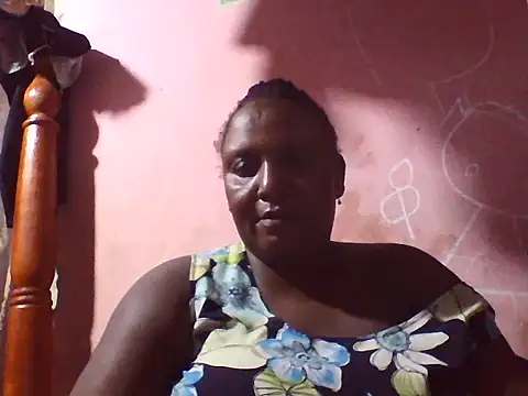 Snapshot of big_clits chatting on 05/22/26, 03:50 big clits online show from 05/22/26, 03:50