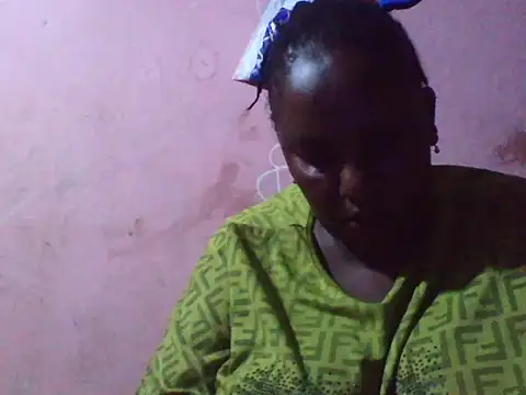 Snapshot of big_clits chatting on 06/08/26, 02:12 big clits online show from 06/08/26, 02:12