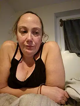 Snapshot of Wisie_Cutie chatting on 11/19/25, 11:16 Wisie Cutie online show from 11/19/25, 11:16