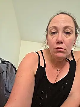 Wisie Cutie online show from 03/09/26, 10:19