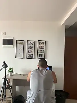 rick03 leto online show from 10/17/25, 07:49