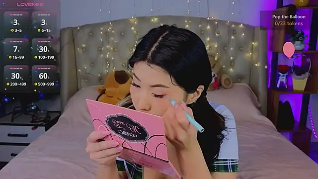 Snapshot of Wendy__Hills chatting on 12/17/24, 06:35 Wendy Hills online show from 12/17/24, 06:35