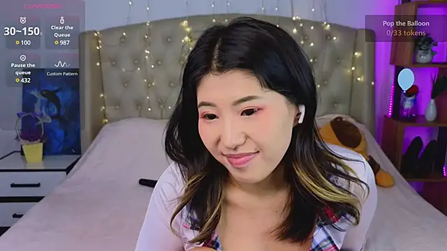 Snapshot of Wendy__Hills chatting on 01/19/25, 03:42 Wendy Hills online show from 01/19/25, 03:42