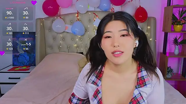 Snapshot of Wendy__Hills chatting on 02/05/25, 07:42 Wendy Hills online show from 02/05/25, 07:42