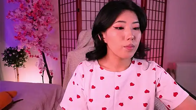 Snapshot of Wendy__Hills chatting on 09/19/25, 05:42 Wendy Hills online show from 09/19/25, 05:42