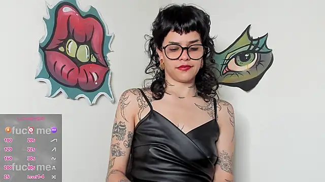 Snapshot of trinitty chatting on 03/04/26, 12:11 trinitty online show from 03/04/26, 12:11