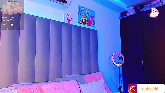 AiishaRose online show from 01/31/25, 12:07