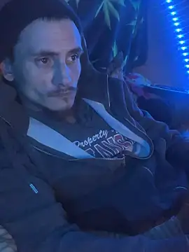 Snapshot of bugboy chatting on 03/12/26, 06:52 bugboy online show from 03/12/26, 06:52